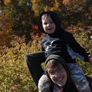 Meet your Posher, Zachary